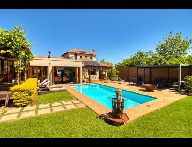 5 BEDROOM HOUSE FOR SALE IN HELDERRAND
